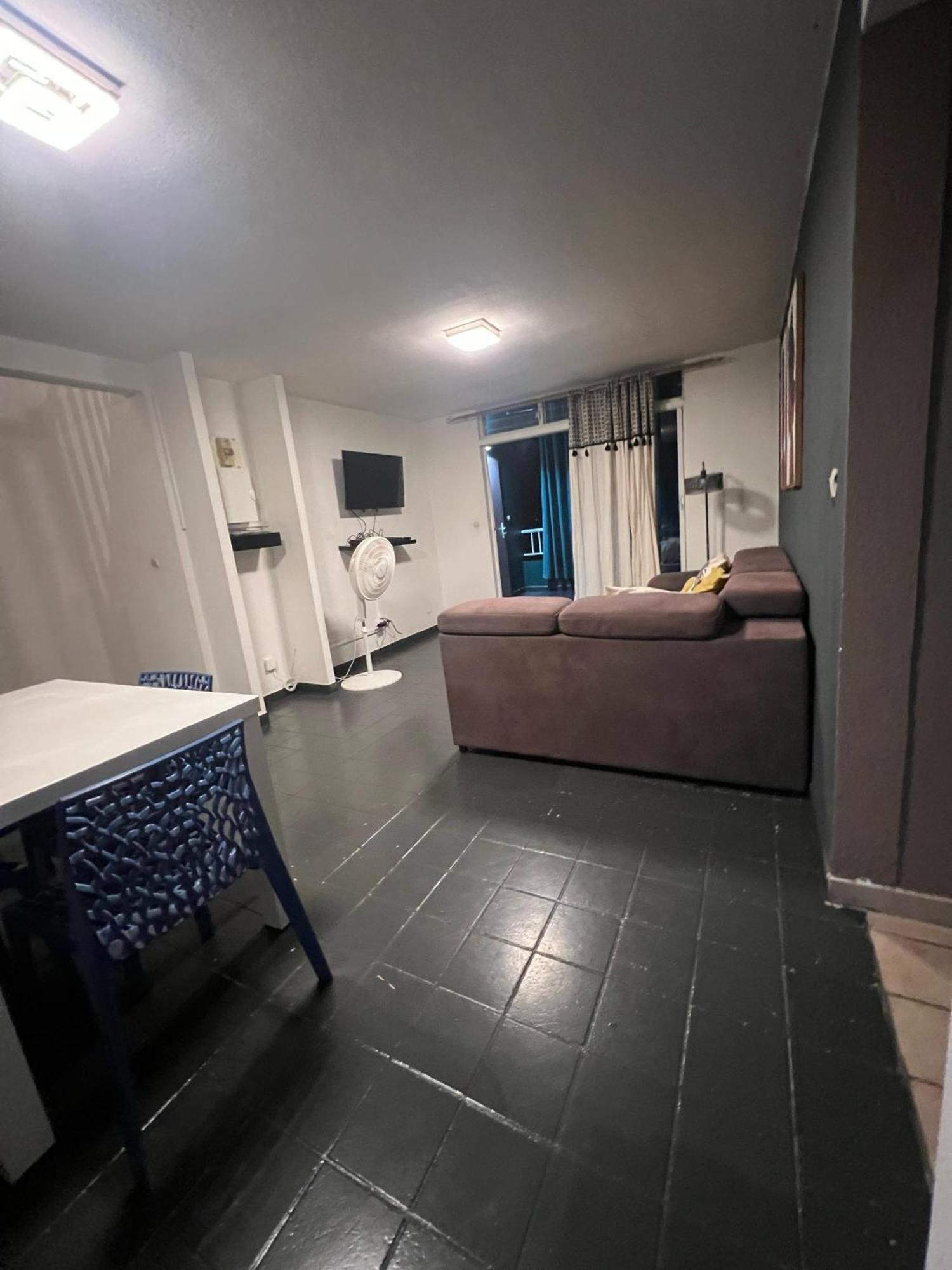 Appart Spa 20 Min Port Croisiere Et Aeroport ซานต์-โรส ภายนอก รูปภาพ